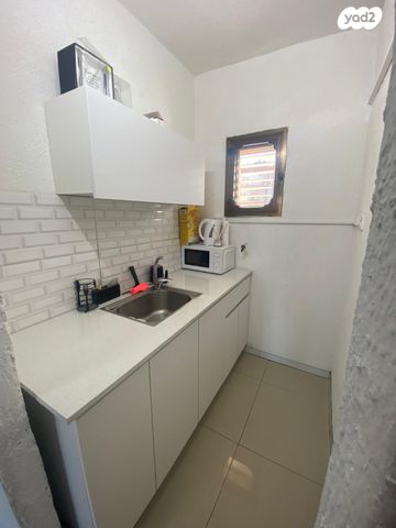 דירה, שטרית, שיכון ב, טבריה