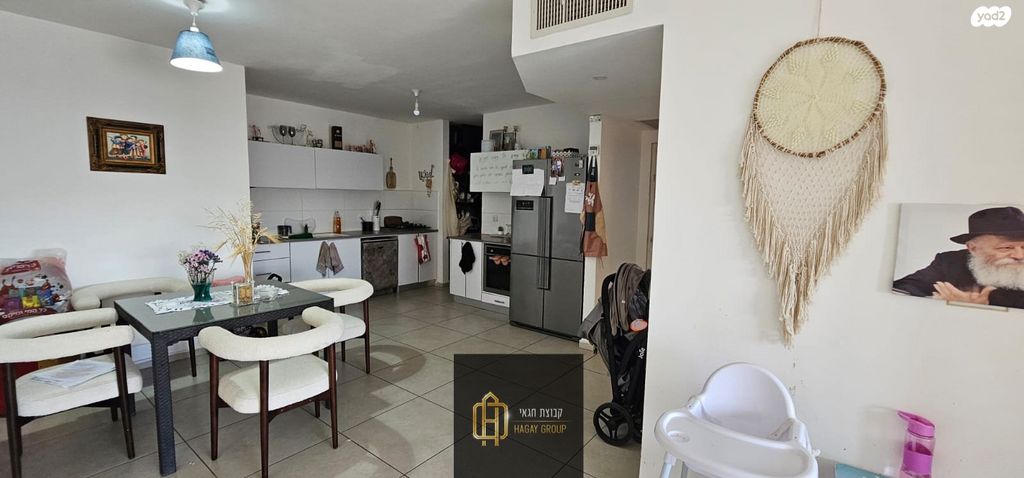 דירה, שבט יהודה 8, אחיסמך, לוד