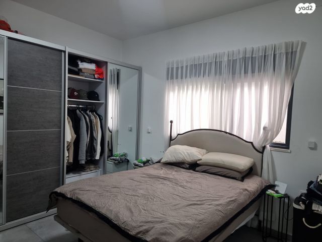 בית פרטי/ קוטג', עוצם