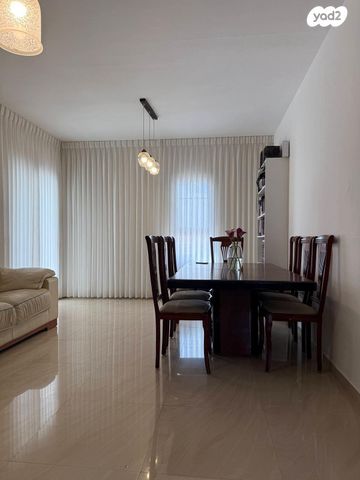 דופלקס, הר טוב, בית שמש