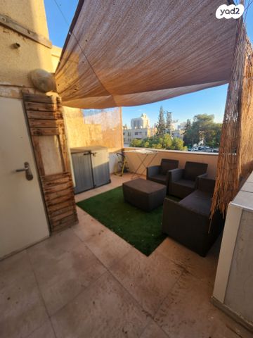 דירה, שמעון בר גיורא, שכונה ד', באר שבע