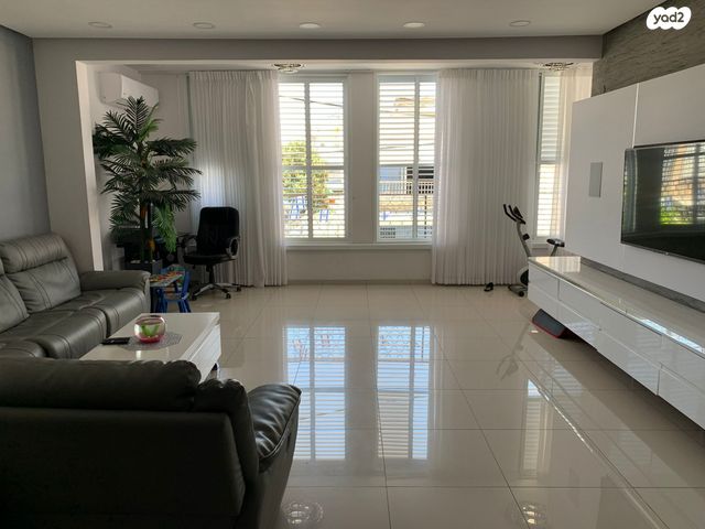 דירה, אחרון 3, קרית שלום, תל אביב יפו