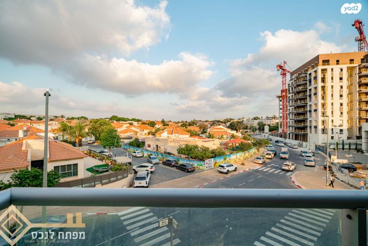 דירה, יובל, קרית מנחם בגין, נתיבות