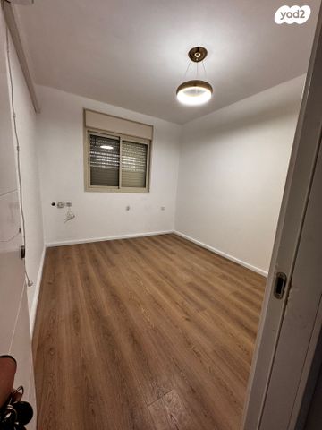 בית פרטי/ קוטג', בני אמדורסקי 5, קרית האמנים, מצליח, רמלה