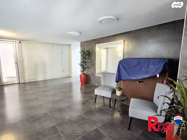 דירה, שדרות בן גוריון, בן גוריון, חולון