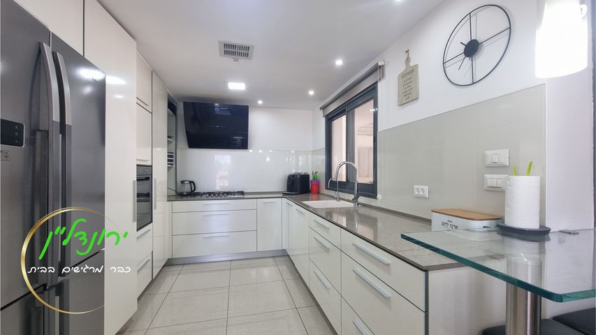 דירה, וילה דורי, שכונת הדגל, נס ציונה