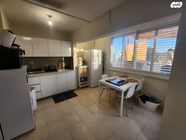 דירה, שמעון בר גיורא, שכונה ד', באר שבע