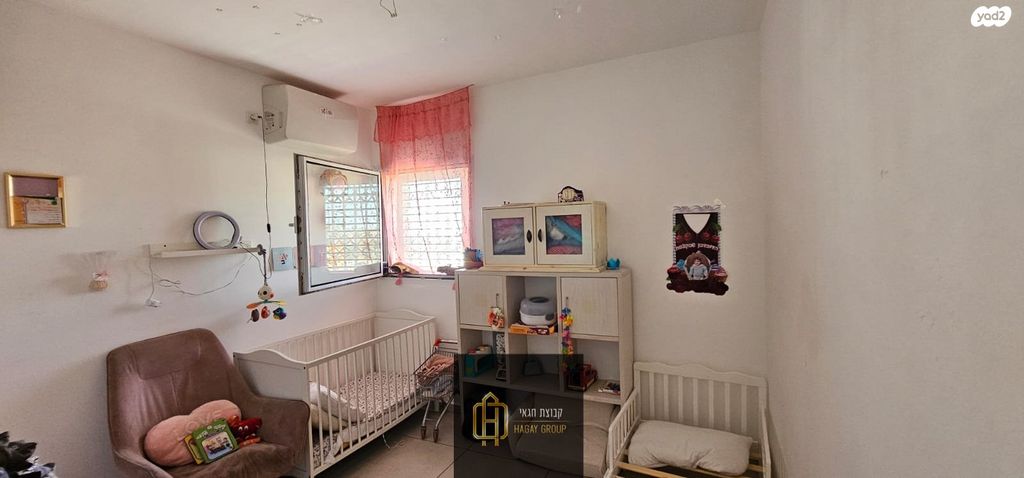 דירה, שבט יהודה 8, אחיסמך, לוד