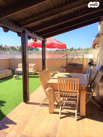 דופלקס, אורנית