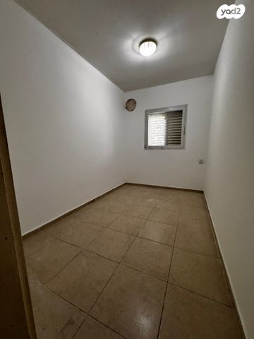 בית פרטי/ קוטג', בני אמדורסקי 5, קרית האמנים, מצליח, רמלה