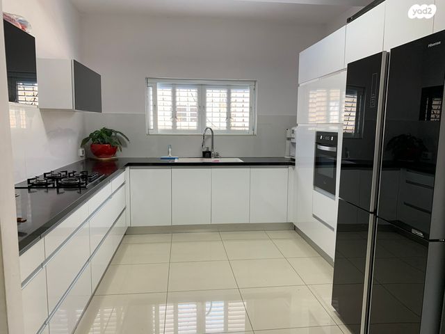 דירה, אחרון 3, קרית שלום, תל אביב יפו