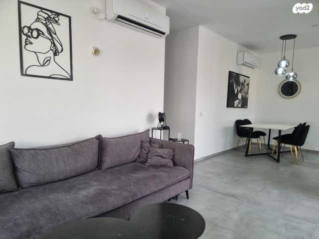 בית פרטי/ קוטג', עוצם