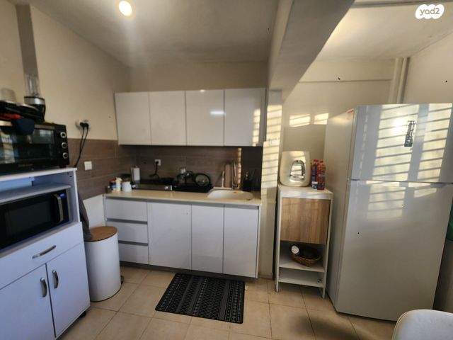 דירה, שמעון בר גיורא, שכונה ד', באר שבע