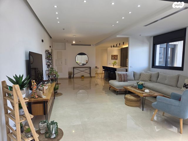 גג/ פנטהאוז, הדר, הרצליה הירוקה, נווה עובד, הרצליה