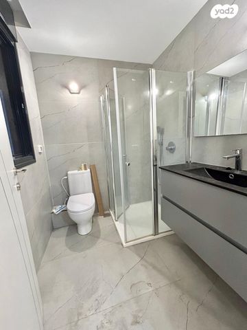 גג/ פנטהאוז, הדר, הרצליה הירוקה, נווה עובד, הרצליה