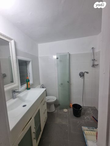 בית פרטי/ קוטג', ירמיהו, נאות יהודית ונווה ארזים, חולון