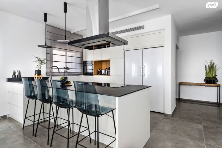 גג/ פנטהאוז, רפיח ים, נתיבות מערב, נתיבות