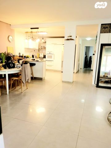 בית פרטי/ קוטג', הפרח, שיכוני המזרח, ראשון לציון