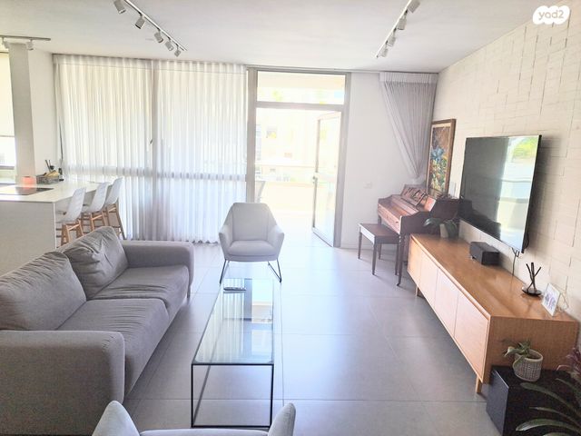 דירה, המשתלה, תל אביב יפו