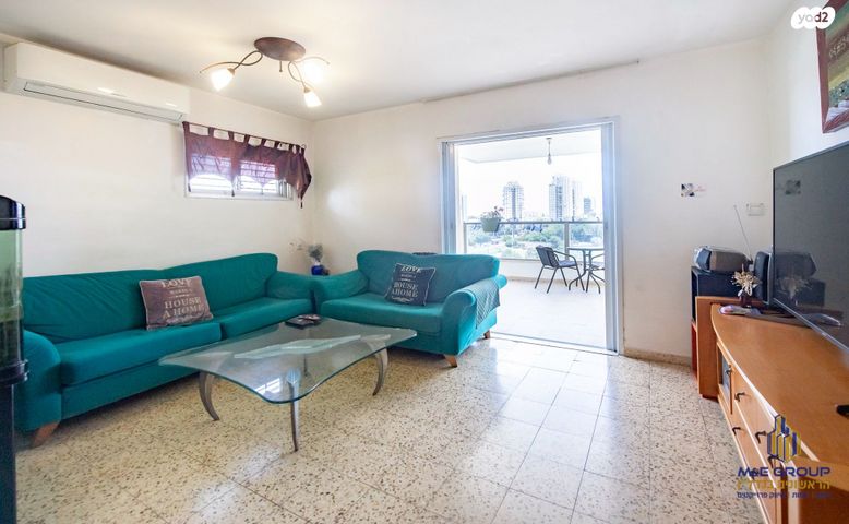 דירה, הנרקיס, קרית ראשון, ראשון לציון