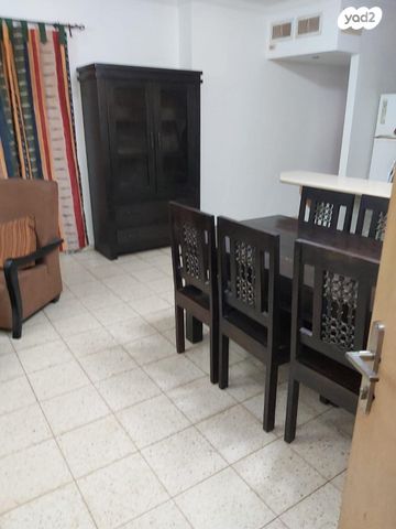 דירה, הדקלים 101, מרכז פרדס חנה, פרדס חנה כרכור