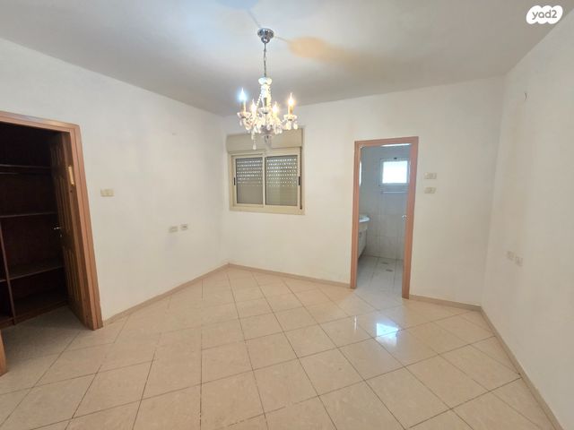 דירה, העיר העתיקה, רמב"ם, דרום, באר שבע