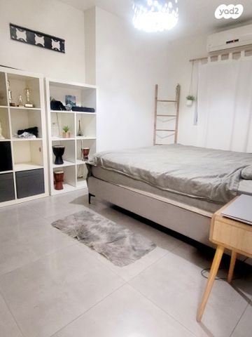 בית פרטי/ קוטג', הפרח, שיכוני המזרח, ראשון לציון