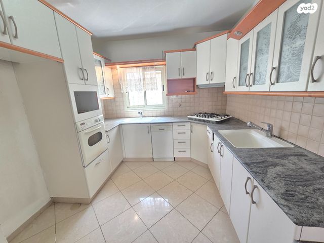 דירה, העיר העתיקה, רמב"ם, דרום, באר שבע