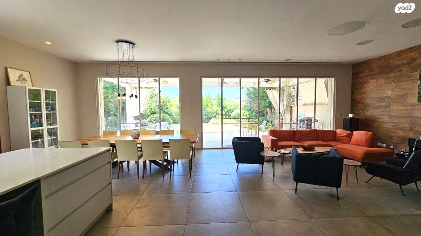 בית פרטי/ קוטג', סביון