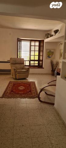 בית פרטי/ קוטג', מיתר / כרמית