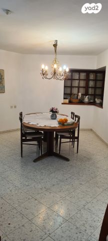 בית פרטי/ קוטג', מיתר / כרמית