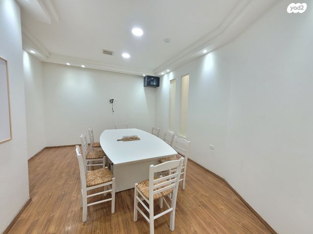 משרדים, כפר סבא