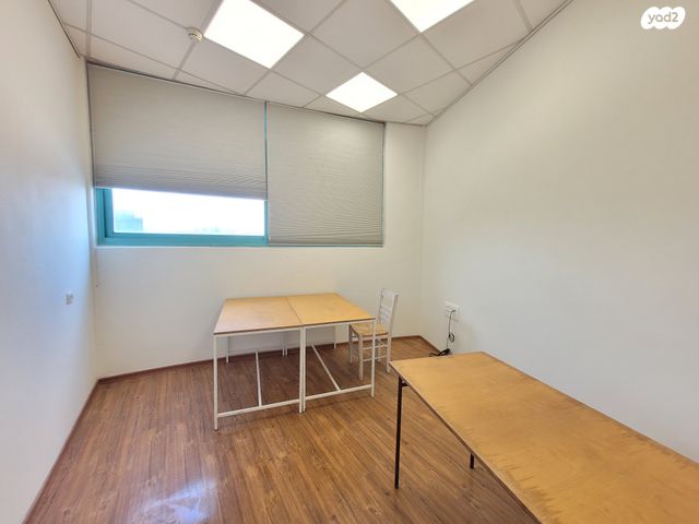 משרדים, כפר סבא