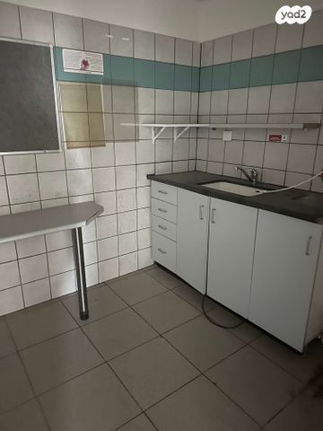 משרדים, לוד