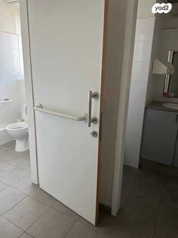 משרדים, לוד