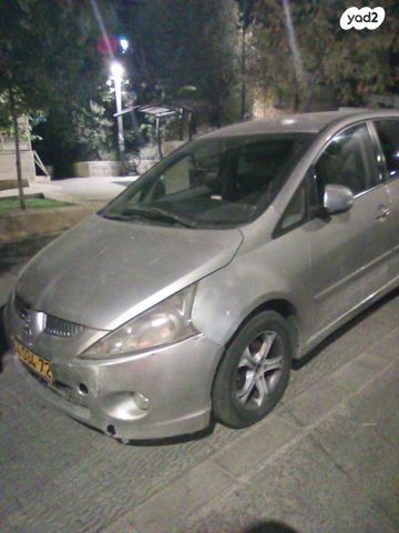 מודעת רכב מיצובישי גרנדיס