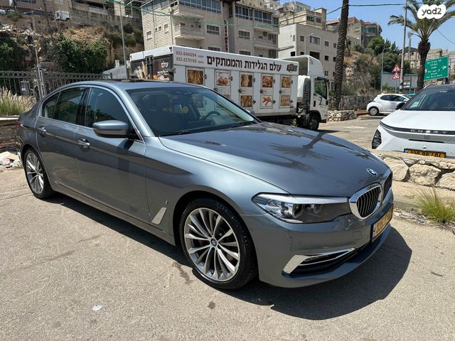 מודעת רכב ב מ וו סדרה 5