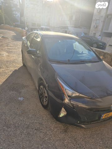 מודעת רכב טויוטה פריוס
