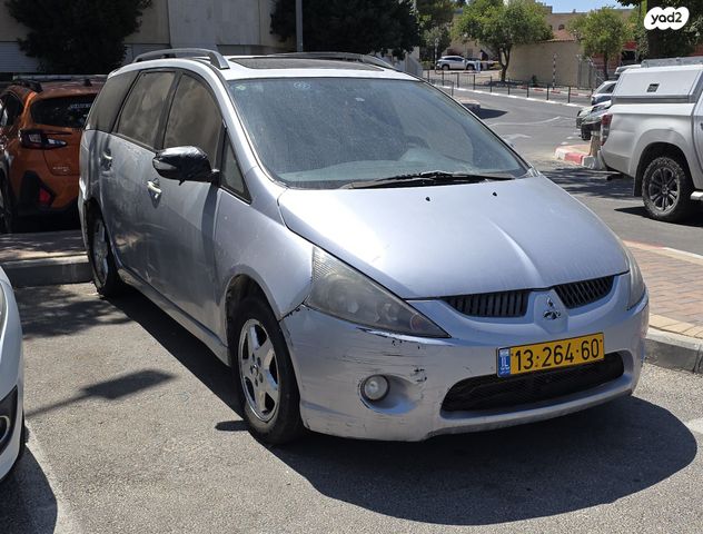 מודעת רכב מיצובישי גרנדיס