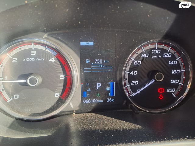 מודעת רכב מיצובישי טרייטון / L200