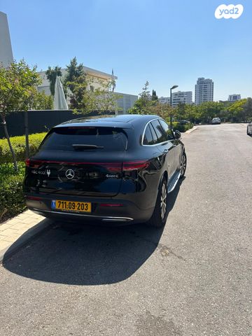 מודעת רכב מרצדס-בנץ EQC