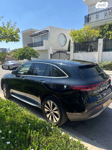 מודעת רכב מרצדס-בנץ EQC