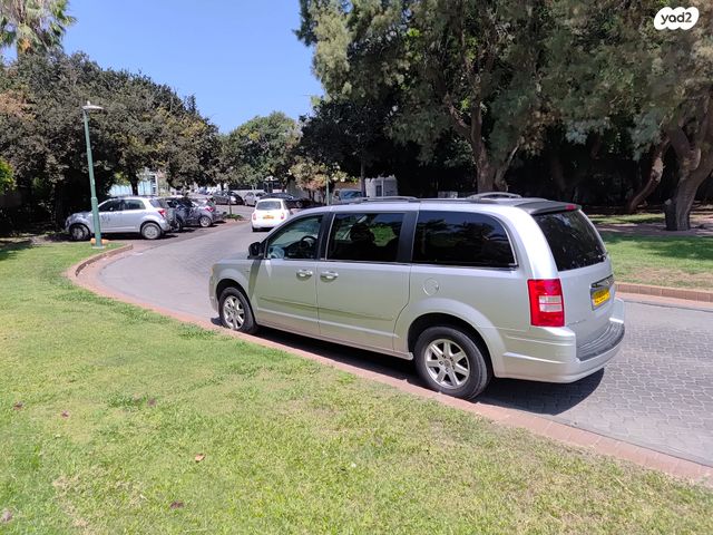 קרייזלר גראנד וויאג'ר