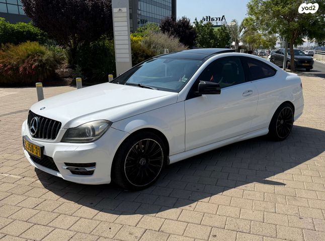 מודעת רכב מרצדס-בנץ C-class