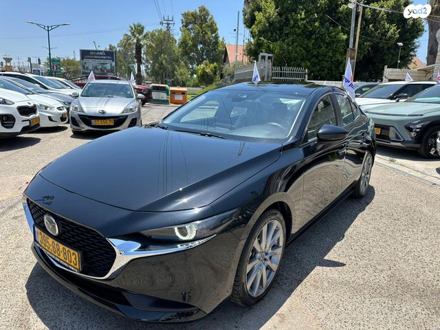 מודעת רכב מאזדה 3