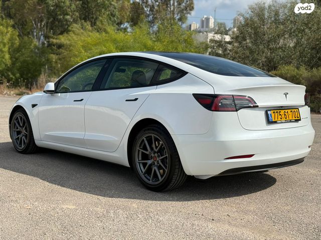 טסלה מודל 3