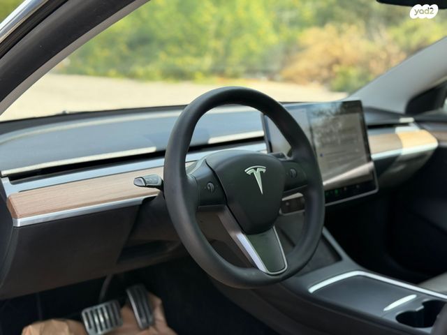 טסלה מודל 3