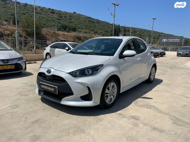 מודעת רכב טויוטה יאריס