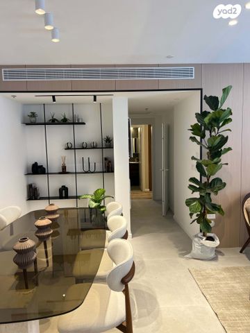 דירה, ארלוזורוב 82, שכונת הראשונים, רמת גן