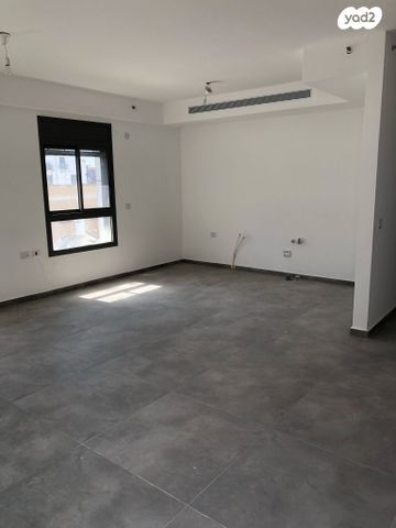 דירה, אליעזר בן יהודה 25, המרכז השקט / מרכז העיר, פתח תקווה